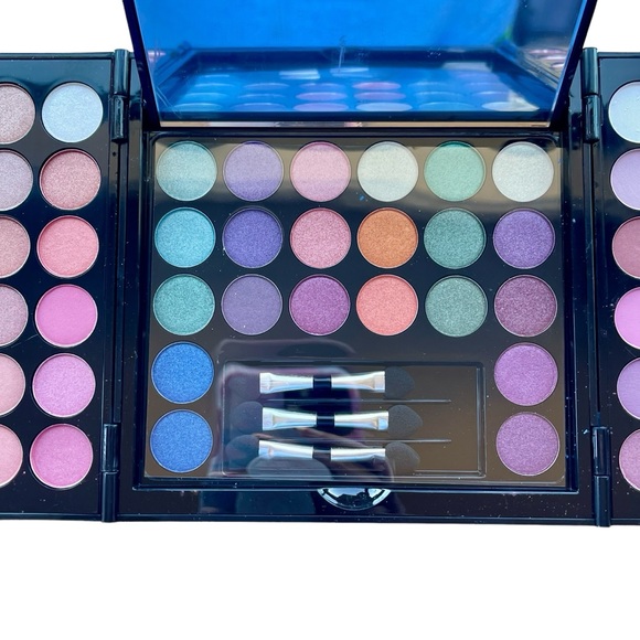 Professional Miss Rose Blockbuster Eyeshadow Palette - Multicolor - Picture 6 of 8